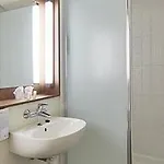 Campanile - La Croix Verte Hotel 3*