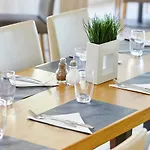 Campanile - La Croix Verte Hotel 3*