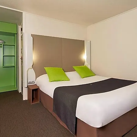 Hotel Campanile - La Croix Verte 3*