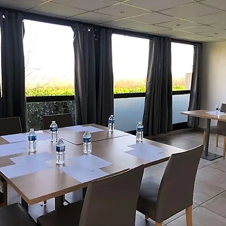 Hotel Campanile - La Croix Verte
